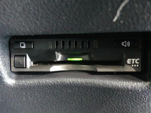 シエンタ Ｇ　乗車定員７人　両側電動スライド　ウオークスルー　ワンオーナー　キーレス　ＣＤ　盗難防止装置　アイドリングストップ　メモリーナビ　フルセグ（21枚目）