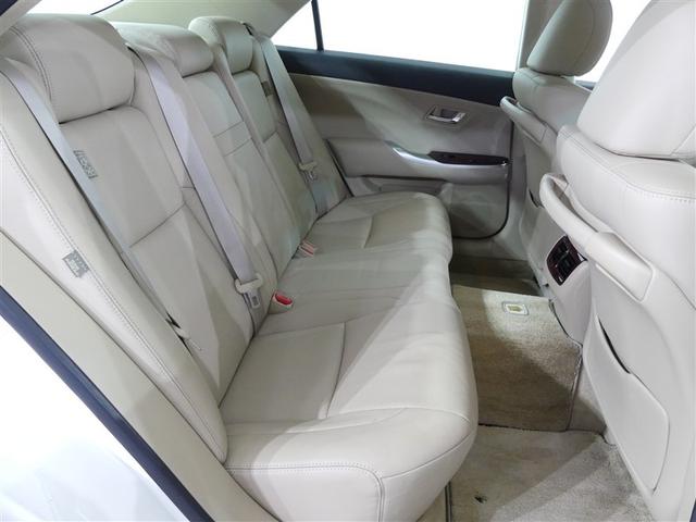 クラウン 2.5ロイヤルサルーン アニバーサリーED ミュージックプレイヤー接続可 電動シート 革シート アルミホイール ワンオーナー 記録簿 キーレス CD 盗難防止装置 オートクルーズコントロール HDDナビ HIDヘッドライト フルセグ(16枚目)