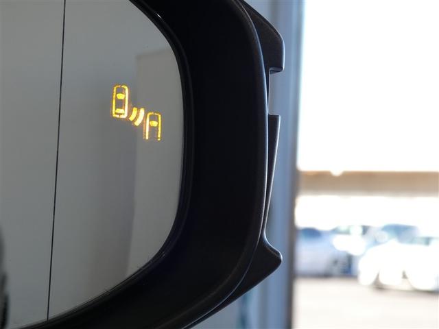 プリウス Ｚ　１００Ｖ電源　ミュージックプレイヤー接続可　展示・試乗車　電動シート　アルミホイール　ＬＥＤヘッドランプ　記録簿　キーレス　盗難防止装置　ハイブリッド　オートクルーズコントロール　メモリーナビ（5枚目）