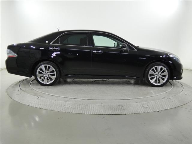 �������ꂽ�Z�_���t�H�����B�e�q�Ȃ�ł͂̑u���ȃh���C�u�����y���݂��������܂��B