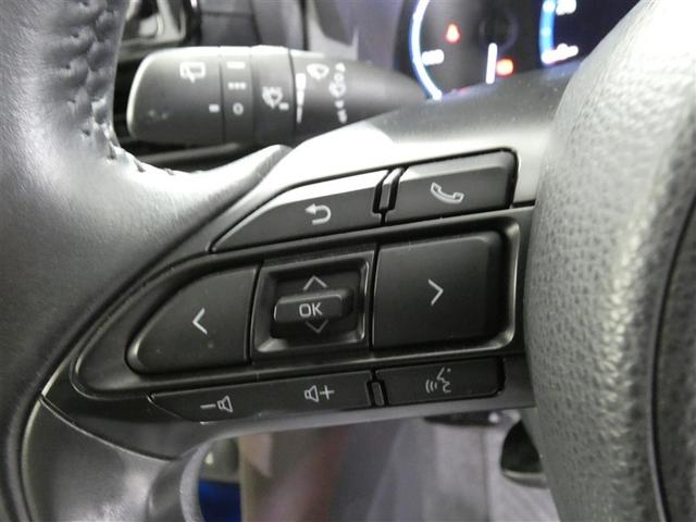 ヤリスクロス ハイブリッドＺ　１００Ｖ電源　ミュージックプレイヤー接続可　電動シート　アルミホイール　ワンオーナー　ＬＥＤヘッドランプ　キーレス　ＣＤ　盗難防止装置　ハイブリッド　オートクルーズコントロール　メモリーナビ　フルセグ（12枚目）