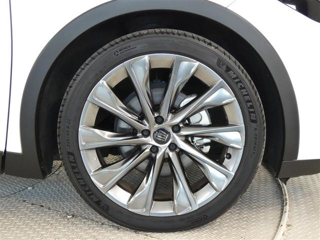 �X�|�[�e�B�Ȉ�ۂ�^����Q�P�C���`�����A���~�z�C�[���ł��B�ǂ��܂ł������Ă��������Ȃ�悤�ȃf�U�C���ł��ˁ�