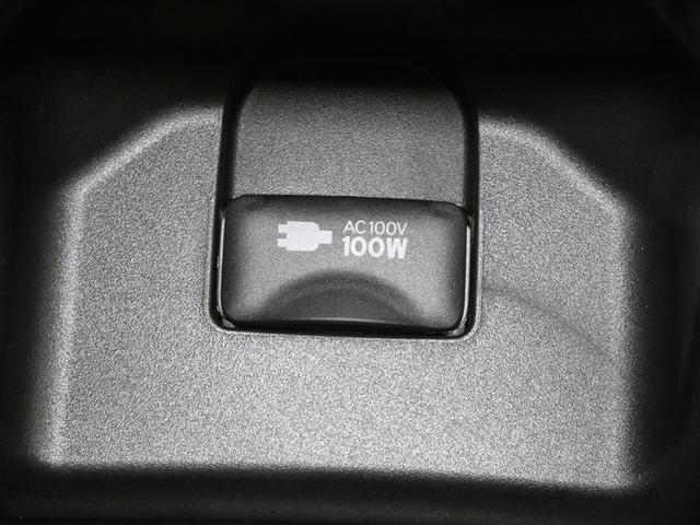 クラウンハイブリッド ＲＳ　１００Ｖ電源　ミュージックプレイヤー接続可　電動シート　アルミホイール　ワンオーナー　ＬＥＤヘッドランプ　記録簿　キーレス　ＣＤ　盗難防止装置　ハイブリッド　オートクルーズコントロール　メモリーナビ（4枚目）