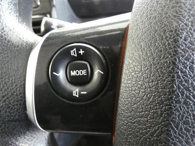 シエンタ Ｘ　ナビ　ミュージックプレイヤー接続可　乗車定員７人　電動スライドドア　ウオークスルー　記録簿　キーレス　アイドリングストップ　メモリーナビ（9枚目）