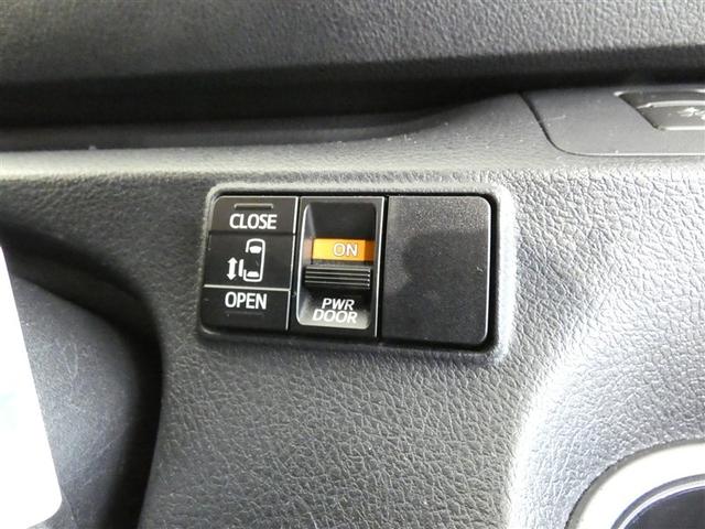 シエンタ Ｘ　ナビ　ミュージックプレイヤー接続可　乗車定員７人　電動スライドドア　ウオークスルー　記録簿　キーレス　アイドリングストップ　メモリーナビ（11枚目）