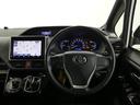 視界も広々で見晴らしの良い運転しやすいコックピットです。