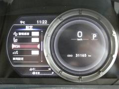 入庫時のメーター走行距離になります。また構内移動等により若干距離が伸びることがありますがご了承ください。 6