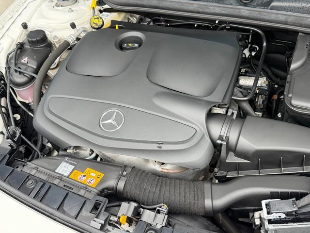 GLAクラス GLA220 4マチック 1オーナー 禁煙車 黒レザー 純正ナビ TV リアカメラ 電動リアゲート レーダーセーフティ スマートキー LEDライト シートヒーター ACC BSM ドラレコ 純正AW(2枚目)