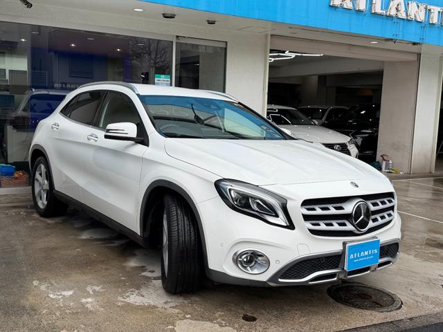 GLAクラス GLA220 4マチック 1オーナー 禁煙車 黒レザー 純正ナビ TV リアカメラ 電動リアゲート レーダーセーフティ スマートキー LEDライト シートヒーター ACC BSM ドラレコ 純正AW(8枚目)