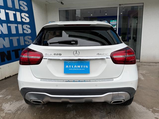 GLAクラス GLA220 4マチック 1オーナー 禁煙車 黒レザー 純正ナビ TV リアカメラ 電動リアゲート レーダーセーフティ スマートキー LEDライト シートヒーター ACC BSM ドラレコ 純正AW(19枚目)
