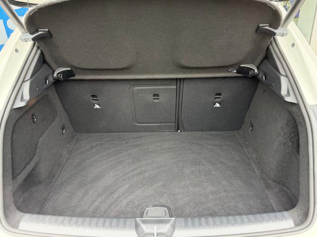 GLAクラス GLA220 4マチック 1オーナー 禁煙車 黒レザー 純正ナビ TV リアカメラ 電動リアゲート レーダーセーフティ スマートキー LEDライト シートヒーター ACC BSM ドラレコ 純正AW(22枚目)