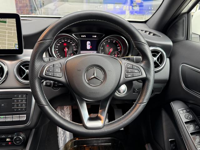 GLAクラス GLA220 4マチック 1オーナー 禁煙車 黒レザー 純正ナビ TV リアカメラ 電動リアゲート レーダーセーフティ スマートキー LEDライト シートヒーター ACC BSM ドラレコ 純正AW(28枚目)