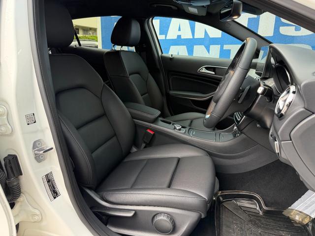 GLAクラス GLA220 4マチック 1オーナー 禁煙車 黒レザー 純正ナビ TV リアカメラ 電動リアゲート レーダーセーフティ スマートキー LEDライト シートヒーター ACC BSM ドラレコ 純正AW(29枚目)