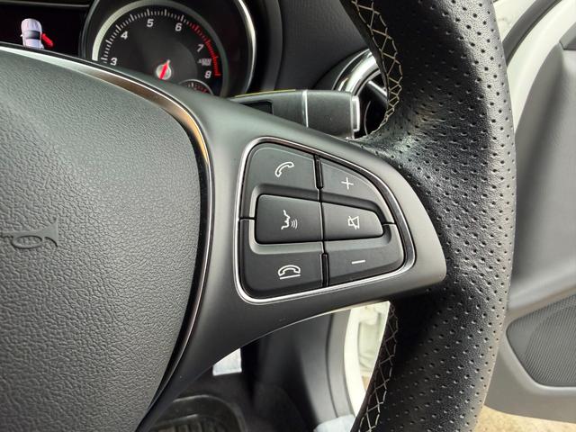 GLAクラス GLA220 4マチック 1オーナー 禁煙車 黒レザー 純正ナビ TV リアカメラ 電動リアゲート レーダーセーフティ スマートキー LEDライト シートヒーター ACC BSM ドラレコ 純正AW(37枚目)