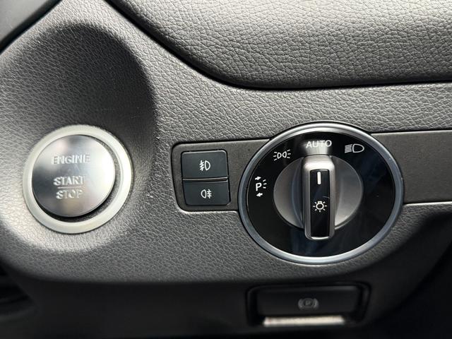 GLAクラス GLA220 4マチック 1オーナー 禁煙車 黒レザー 純正ナビ TV リアカメラ 電動リアゲート レーダーセーフティ スマートキー LEDライト シートヒーター ACC BSM ドラレコ 純正AW(39枚目)