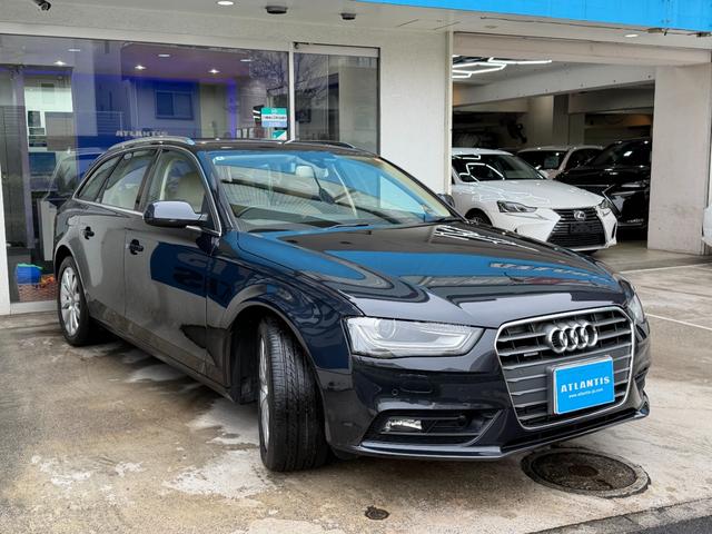 A4アバント 2.0TFSIクワトロ SEパッケージ 1オーナー 禁煙車 ベージュ革シート アシスタンスPKG 純正ナビ TV リアカメラ キセノン ACC BSM スマートキー 電動シート シートヒーター 純正AW(8枚目)