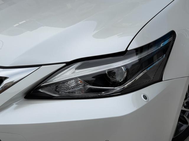 ＣＴ ＣＴ２００ｈ　バージョンＣ　１オーナー　禁煙車　黒レザーシート　パフォーマンスダンパー　純正ナビ　ＴＶ　リアカメラ　ＡＣＣ　レーンアシスト　シートヒーター　電動シート　ＥＴＣ　ドラレコ　純正ＡＷ（9枚目）