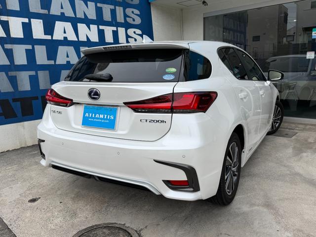 ＣＴ ＣＴ２００ｈ　バージョンＣ　１オーナー　禁煙車　黒レザーシート　パフォーマンスダンパー　純正ナビ　ＴＶ　リアカメラ　ＡＣＣ　レーンアシスト　シートヒーター　電動シート　ＥＴＣ　ドラレコ　純正ＡＷ（13枚目）