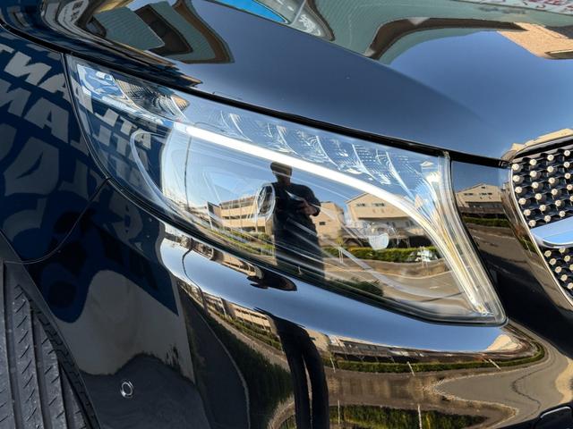 Ｖクラス Ｖ２２０ｄ　アバンギャルド　ＡＭＧラインパッケージ　１オーナー　禁煙車　ベージュ革　デジタルインナーミラー　純正ナビ　ＴＶ　３６０°カメラ　ドラレコ　レーダーセーフティ　電動リアゲート　両側電動スライドドア　電動シート　シートヒーター　ＬＥＤライト（10枚目）