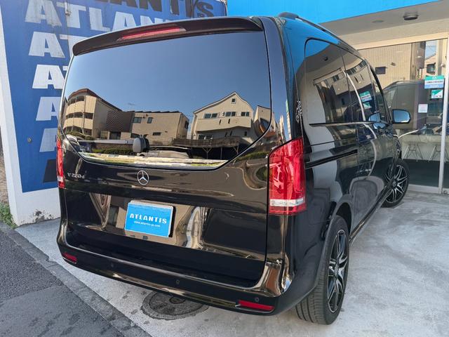 Ｖクラス Ｖ２２０ｄ　アバンギャルド　ＡＭＧラインパッケージ　１オーナー　禁煙車　ベージュ革　デジタルインナーミラー　純正ナビ　ＴＶ　３６０°カメラ　ドラレコ　レーダーセーフティ　電動リアゲート　両側電動スライドドア　電動シート　シートヒーター　ＬＥＤライト（13枚目）