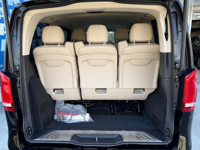 Ｖクラス Ｖ２２０ｄ　アバンギャルド　ＡＭＧラインパッケージ　１オーナー　禁煙車　ベージュ革　デジタルインナーミラー　純正ナビ　ＴＶ　３６０°カメラ　ドラレコ　レーダーセーフティ　電動リアゲート　両側電動スライドドア　電動シート　シートヒーター　ＬＥＤライト（21枚目）