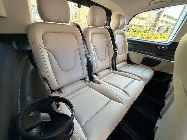 Ｖクラス Ｖ２２０ｄ　アバンギャルド　ＡＭＧラインパッケージ　１オーナー　禁煙車　ベージュ革　デジタルインナーミラー　純正ナビ　ＴＶ　３６０°カメラ　ドラレコ　レーダーセーフティ　電動リアゲート　両側電動スライドドア　電動シート　シートヒーター　ＬＥＤライト（26枚目）