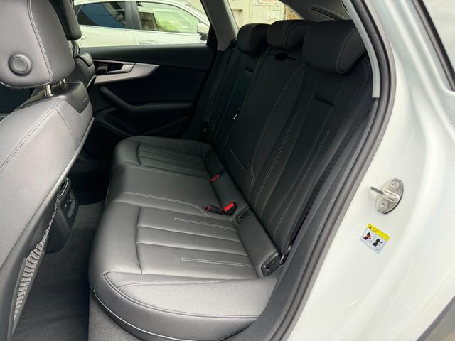 A4オールロードクワトロ ベースグレード 1オーナー 禁煙車 黒レザー 純正ナビ TV サラウンドビューカメラ バーチャルコックピット ACC サイドアシスト 電動リアゲート 純正AW(42枚目)