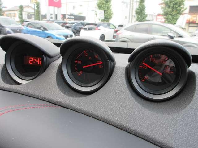 フェアレディZ ニスモ 純正HDDナビ+バックカメラ+ETC+BOSEサウンドシステム+RECAROシート+キセノンライト+専用19インチアルミ+NISMOマルチファンクションミラー!ドラレコの取付承っております。(14枚目)