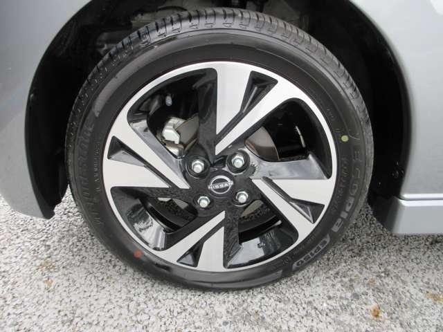 デイズ ハイウェイスター Gターボプロパイロットエディション 純正9インチナビ+アラウンドビュー+ETC2.0+プロパイロット+ナビ連動ドラレコ+エマブレ+踏み間違い防止+LEDヘッドライト+前席シートヒーター+純正15インチアルミ!試乗車アップ!(18枚目)