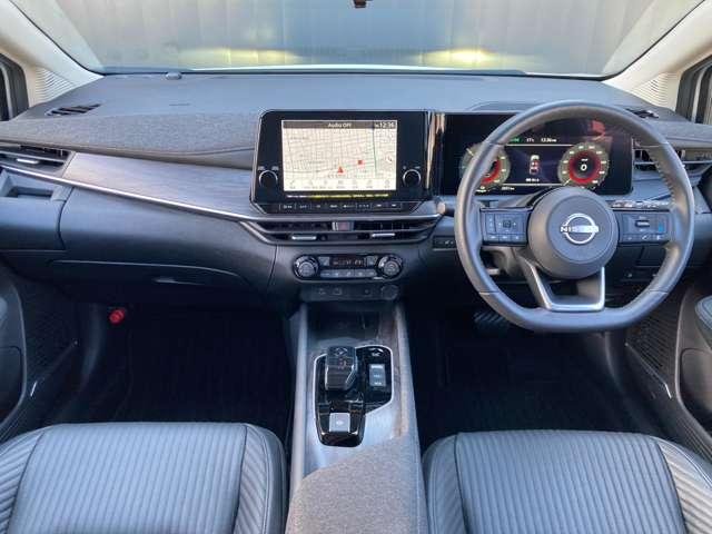 オーラ G レザーエディション コネクトナビ+アラウンドビュ-+ETC2.0+プロパイロット+ドラレコ+BOSEサウンド+シートヒーター+ハンドルヒーター+エマブレ+踏み間違い防止+LEDライト+17インチアルミ!試乗車アップ!(4枚目)