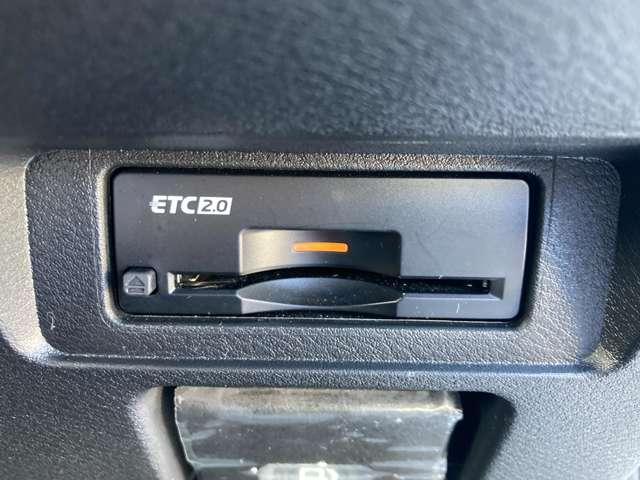 オーラ G レザーエディション コネクトナビ+アラウンドビュ-+ETC2.0+プロパイロット+ドラレコ+BOSEサウンド+シートヒーター+ハンドルヒーター+エマブレ+踏み間違い防止+LEDライト+17インチアルミ!試乗車アップ!(18枚目)