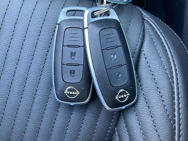 オーラ G レザーエディション コネクトナビ+アラウンドビュ-+ETC2.0+プロパイロット+ドラレコ+BOSEサウンド+シートヒーター+ハンドルヒーター+エマブレ+踏み間違い防止+LEDライト+17インチアルミ!試乗車アップ!(20枚目)