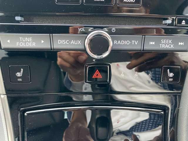 スカイライン 3.0 GT タイプSP ナビ アラウンドビュー 前後ドラレコ ドラレコ アルミホイール オートクルーズコントロール ナビTV レーンキープ LEDヘッドランプ スマートキー ETC イモビライザー バックカメラ アラウンドモニタ 誤発進抑制(8枚目)