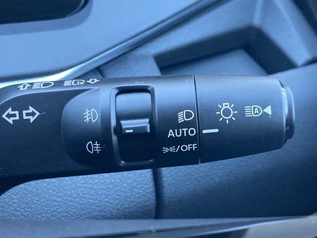 ノート Ｘ　９０周年記念車　コネクトナビ＋アラウンドビュー＋ＥＴＣ２．０＋プロパイロット＋ドラレコ＋寒冷地仕様＋エマブレ＋踏み間違い防止＋前席シートヒーター＋スマートルームミラー＋ＬＥＤライト＋１６インチアルミ　社有車ＵＰ（13枚目）