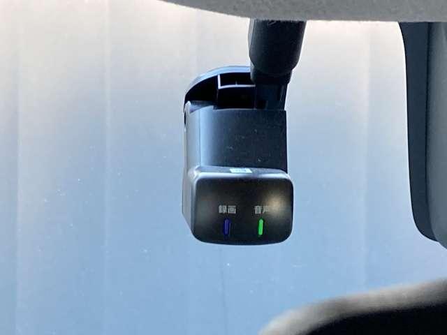 ルークス Ｘ　純正９インチナビ＋アラウンドビュー＋ナビ連動前後ドラレコ＋インテリキー＋左側オートスライド＋エマージェンシーブレーキ＋踏み間違い防止＋プライバシーガラス！ワンオーナー！（3枚目）