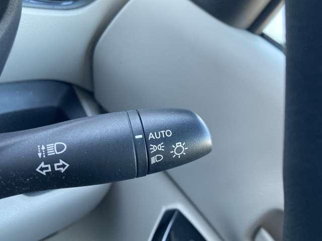 ルークス Ｘ　純正９インチナビ＋アラウンドビュー＋ナビ連動前後ドラレコ＋インテリキー＋左側オートスライド＋エマージェンシーブレーキ＋踏み間違い防止＋プライバシーガラス！ワンオーナー！（12枚目）