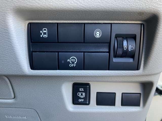 ルークス Ｘ　純正９インチナビ＋アラウンドビュー＋ナビ連動前後ドラレコ＋インテリキー＋左側オートスライド＋エマージェンシーブレーキ＋踏み間違い防止＋プライバシーガラス！ワンオーナー！（13枚目）