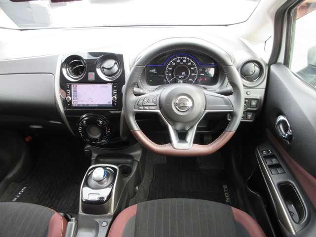 ノート １．２　ｅ－ＰＯＷＥＲ　Ｘ　モードプレミア　ナビ　アラウンドビュー　ＥＴＣ　ワンオーナー　エマブレ　リアカメラ　１オーナー　パワーウインドウ　ＷＡＢ　キーフリー　ＡＣ　エアバッグ　メモリーナビ　ＡＢＳ　インテリジェントキー　アイドリングストップ　レーンキープ　盗難防止装置　ＥＴＣ　記録簿（4枚目）