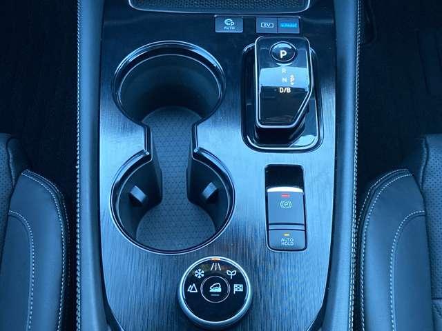 エクストレイル G e-4ORCE コネクトナビ+アラウンドビュー+ETC2.0+プロパイロット+ドラレコ+エマブレ+踏み間違い防止+ナッパレザー+シートヒーター+電動リヤゲート+LEDライト+純正19インチアルミ!(3枚目)