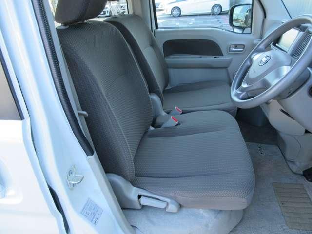 ＮＶ１００クリッパーリオ ６６０　チェアキャブ　ハイルーフ　４ＷＤ　社外ナビ　バックカメラ　エマブレ（12枚目）