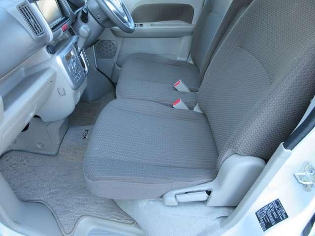 ＮＶ１００クリッパーリオ ６６０　チェアキャブ　ハイルーフ　４ＷＤ　社外ナビ　バックカメラ　エマブレ（13枚目）