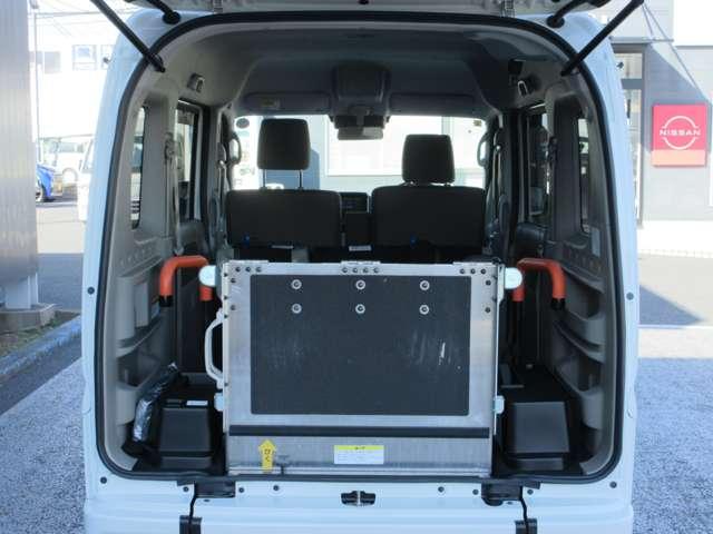 ＮＶ１００クリッパーリオ ６６０　チェアキャブ　ハイルーフ　４ＷＤ　社外ナビ　バックカメラ　エマブレ（16枚目）