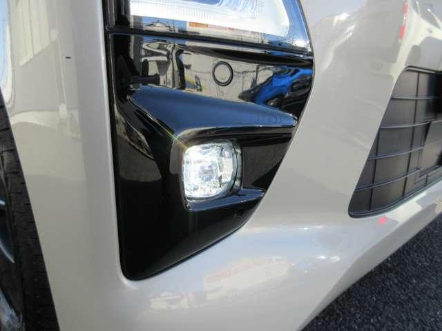 ルークス ６６０　ハイウェイスターＧターボ　プロパイロット　エディション　４ＷＤ　９インチナビ　ドラレコ　ＥＴＣ　インパルアルミ　追従クルコン　１オーナー　ＬＥＤ　インテリキー　レーンアシスト　アイドリングストップ　整備記録簿　エアコン　カーテンエアバッグ　４ＷＤ　アルミ　ＥＴＣ　ＡＢＳ　ドラレコ　サイドカメラ　メモリーナビ（15枚目）