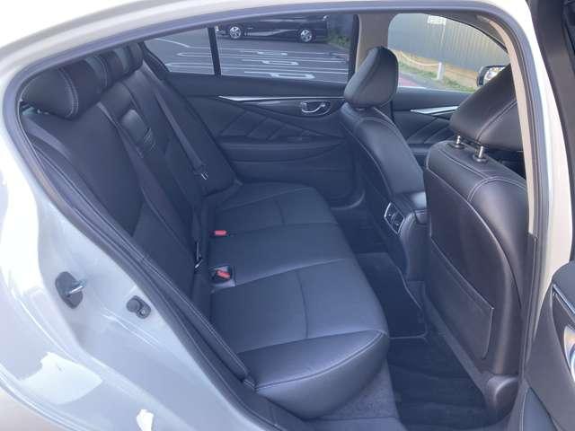 スカイライン ３．５　ハイブリッド　ＧＴ　タイプＳＰ　ナビ　プロパイ　ドラレコ　ワンオーナー　レーンアシスト　アダプティブクルーズ　衝突軽減ブレーキ　インテリジェントキー　ワンオーナー　記録簿　ＬＥＤヘッドライト　バックカメラ　ドラレコ　メモリーナビ　ＥＴＣ　アラウンドビュー（19枚目）