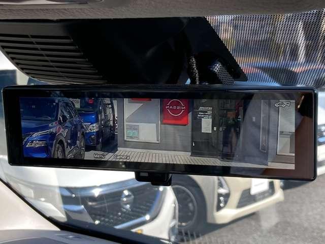 キャラバン ２．４　プレミアムＧＸ　ロングボディ　ディーゼルターボ　４ＷＤ　左側オートスライド　寒冷地　ＭＣ後モデル　エマブレ　寒冷地仕様　Ｂカメラ　ＬＥＤライト　スマートキー　両席エアバッグ　エアコン　４ＷＤ　全方位モニター　盗難防止装置　車線逸脱（6枚目）