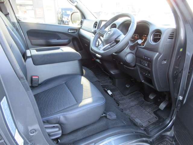 キャラバン ２．４　ＡＵＴＥＣＨ　ロングボディ　ディーゼルターボ　４ＷＤ　ナビ　アラウンドビュー　ドラレコ　ＥＴＣ　ＥＴＣ　レーンキープアシスト　４ＷＤ　全周囲カメラ（16枚目）