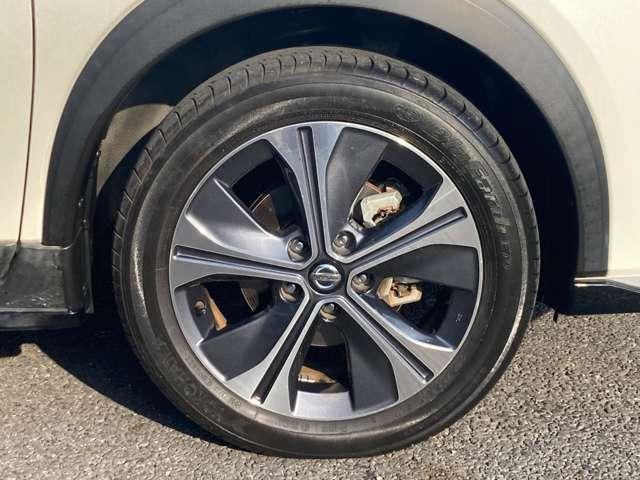 キックス １．２　Ｘ　ツートーン　インテリアエディション　（ｅ－ＰＯＷＥＲ）　９インチナビ前後ドラレコ　アラウンドビュー　エマージェンシーＢ　セキュリティ　アラウンドモニター　Ｒカメラ　ＬＥＤ　ワンオーナ　エアコン　ドラレコ　スマートキー　記録簿　ＥＴＣ　メモリーナビ　サイドエアバック　ＡＷ　キーレス　ワンセグＴＶ（16枚目）