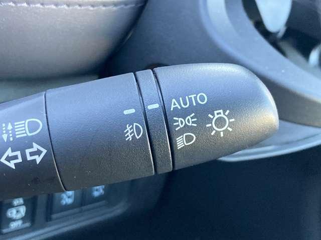 セレナ １．２　ｅ－ＰＯＷＥＲ　ハイウェイスター　Ｖ　１０インチナビ　プロパイロット　ドラレコ　３６０°カメラ　エマジェンシーブレーキ　１オナ　バックカメラ　ＬＥＤ　レーンアシスト　点検記録簿付　クルコン　ＥＴＣ　ドラレコ　Ａストップ　イモビ　フルオートエアコン　アルミホイール　エアバック（13枚目）