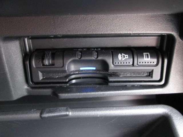 セレナ 1.2 e-POWER ハイウェイスター V プロパイロット アラウンドビューM 純正9(17枚目)