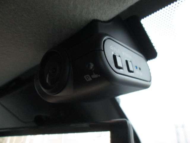 ノート １．２　Ｘ　純正９ｉｎナビ　アラウンドビューＭ　ＥＴＣ２．０（12枚目）